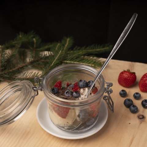 Yogurt with berries